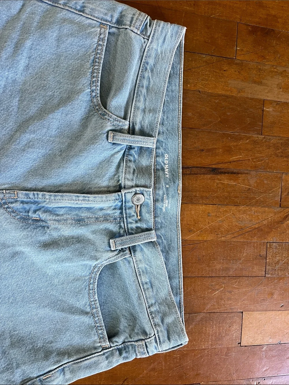 Old Navy Light Wash Denim High-Rise WOW BAGGY Shorts